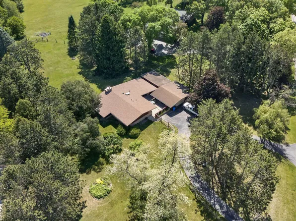 2230 Branson Rd, Fitchburg, WI 53575