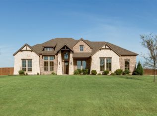 521 Evening Fire Dr, Waxahachie, TX 75167