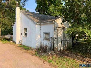 205 S Willow Ave, Sioux Falls, SD 57104