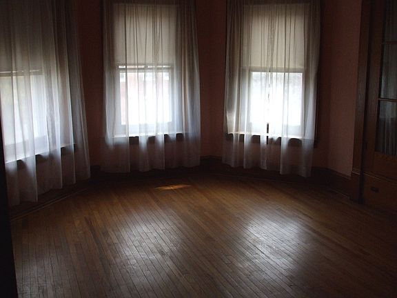 Bedroom2