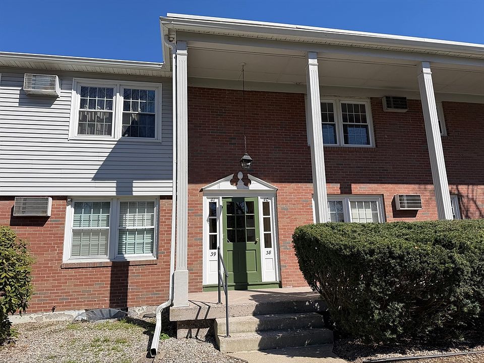 1st image of 80 Brush Hill Ave APT 40