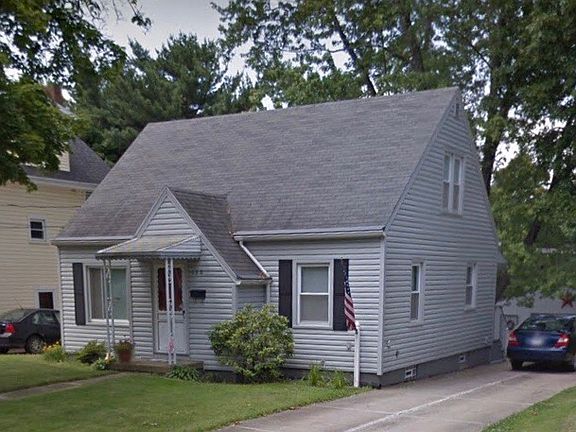 2nd image of 130 Fairview Ave