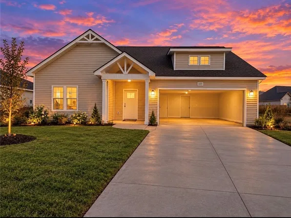 143 Peeler Cir, Raeford, NC 28376