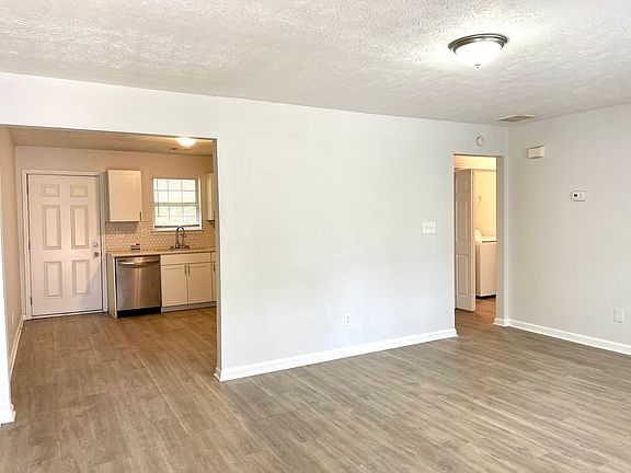 2nd image of 105 Rogers St