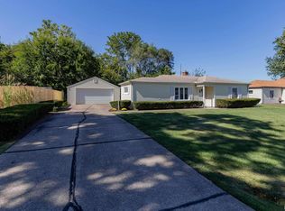 18 Suburban Hts, Milan, IL