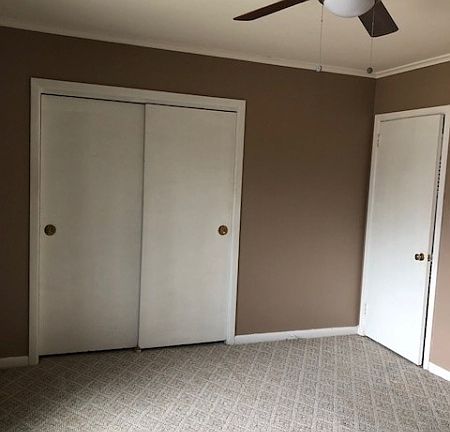 4th image of 1356 Ringwood Ave