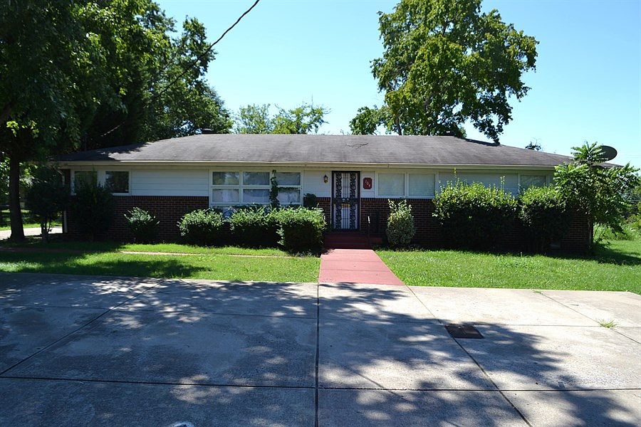 1st image of 104 Eastland Dr