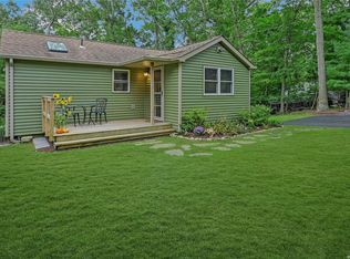 53 Noahs Path, Rocky Point, NY 11778