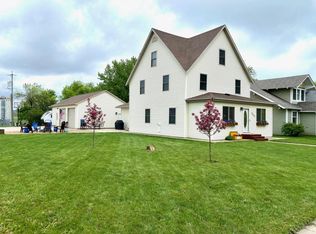 900 Mechanic St, Edgerton, MN 56128