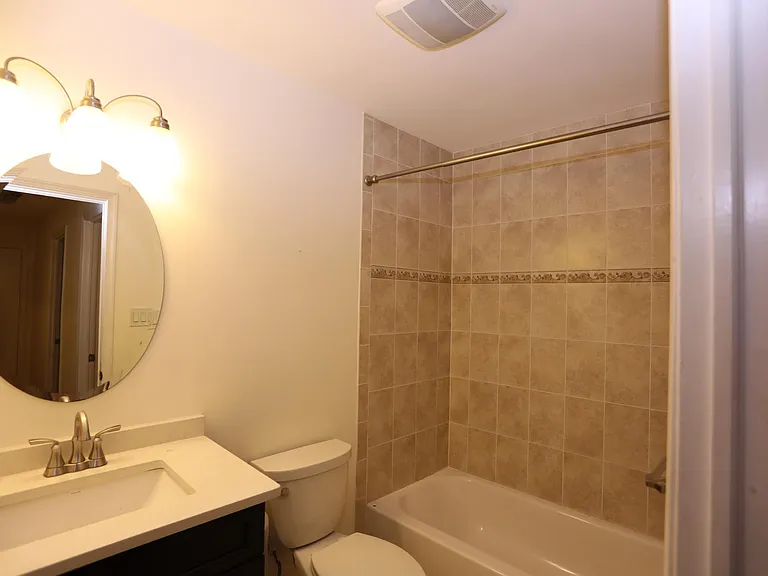133 Woodgate Ln #23 — Photo 17