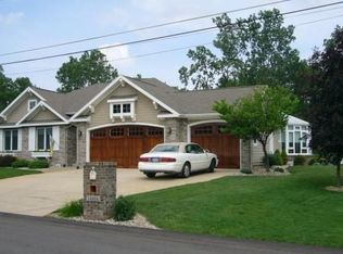 14805 Willow Brook Dr, Lake Odessa, MI 48849