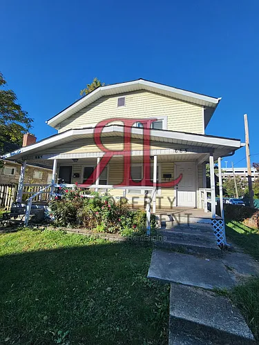 663 Ann St Photo 1