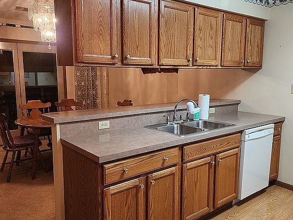 4th image of 15378 Sprucevale Rd #A