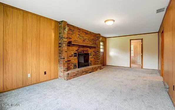 2044 Arcadia Ave — Photo 2