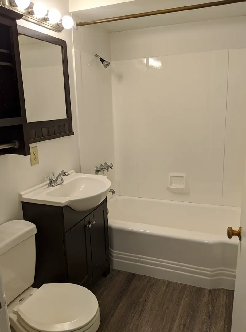 Fremont Villas — Photo 1