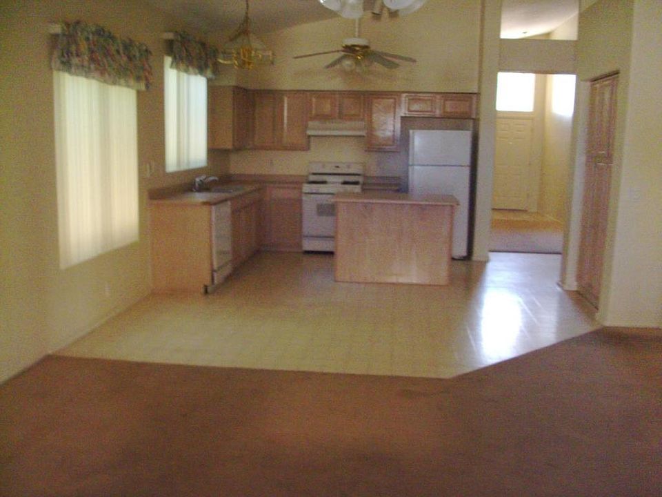 1st image of 4003 N 113th Ave