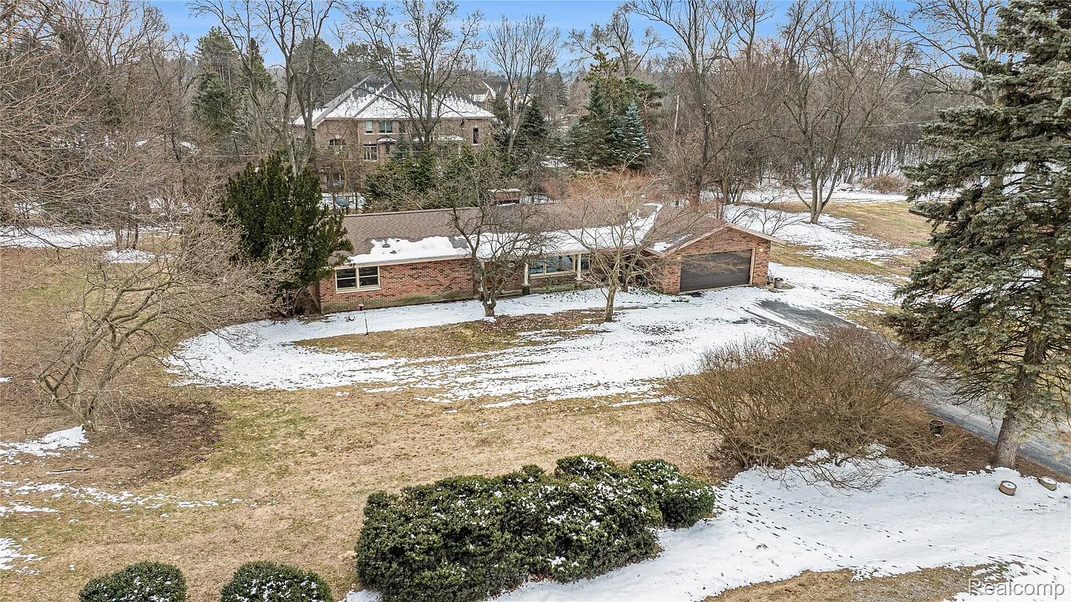 1085 Frankel Ln photo 1