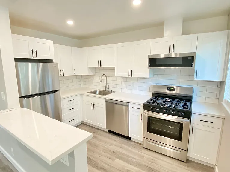 The Alterra: Beautiful One-Bedroom Apartments in the Heart of Downtown Walnut Creek — Photo 3
