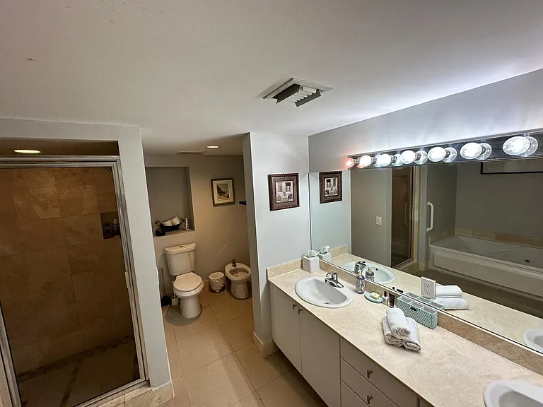 17375 Collins Ave #1507 — Photo 8