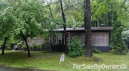 1st image of 60 Lakeside Dr