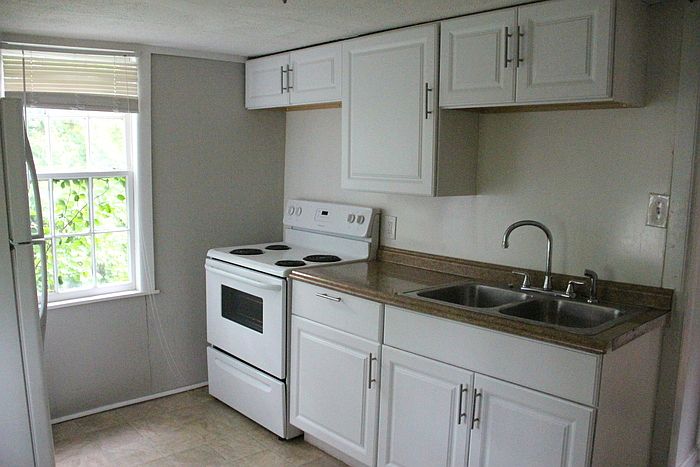 1st image of 430 E Trinity Ln #B