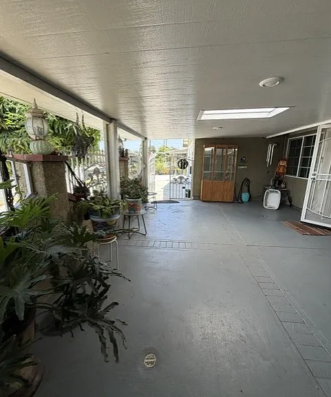 520 S Lexington Pl — Photo 6