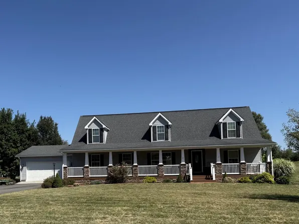 176 Glenwood Ln, Maxwelton, WV 24957