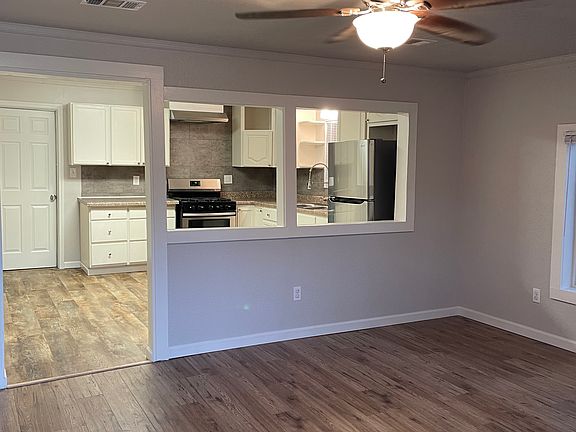 2nd image of 2203 S College Blvd