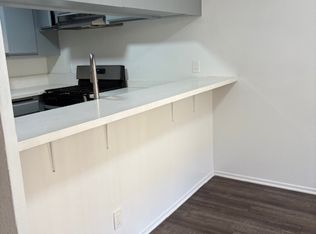 South St Apartments, Long Beach, CA 90805