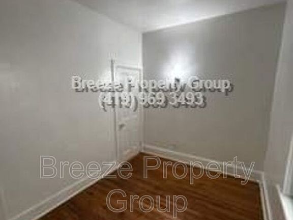 5th image of 712 Balfe St