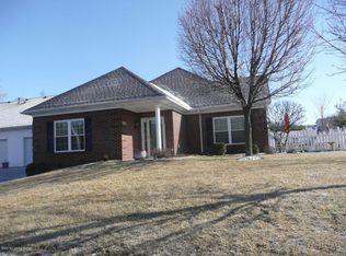 10217 Pine Glen Cir, Louisville, KY