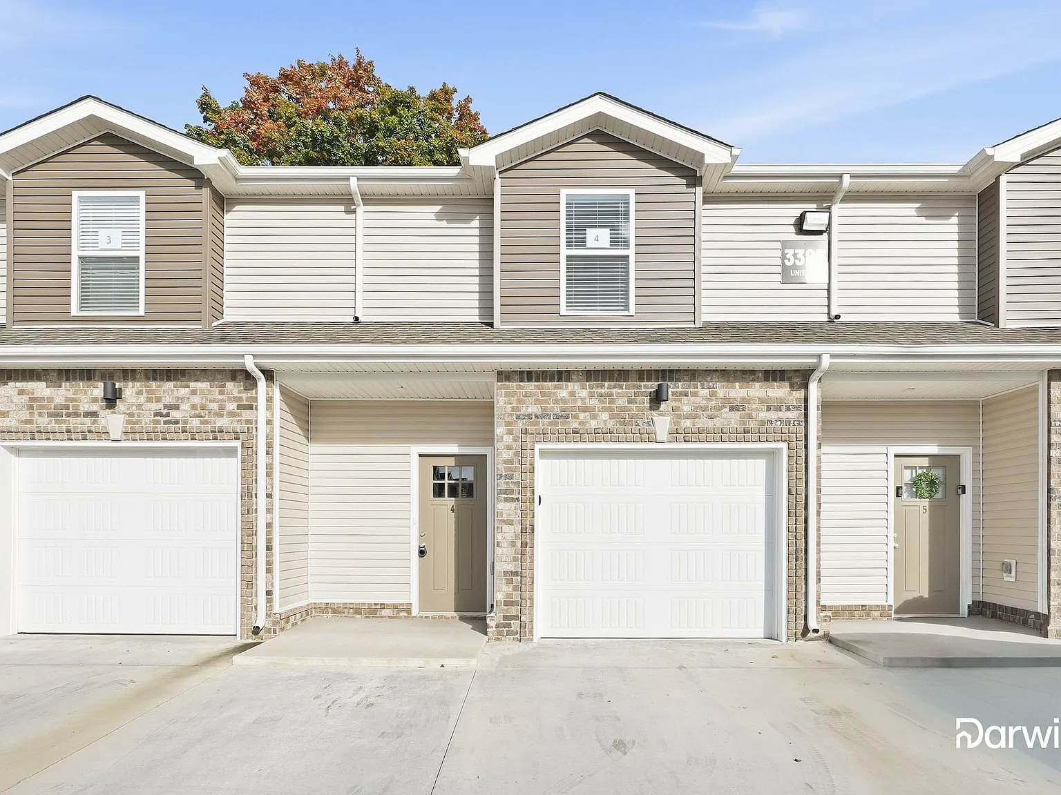 2 bed, 2.5 bath, 1550 sqft, $1,140 — Photo 1