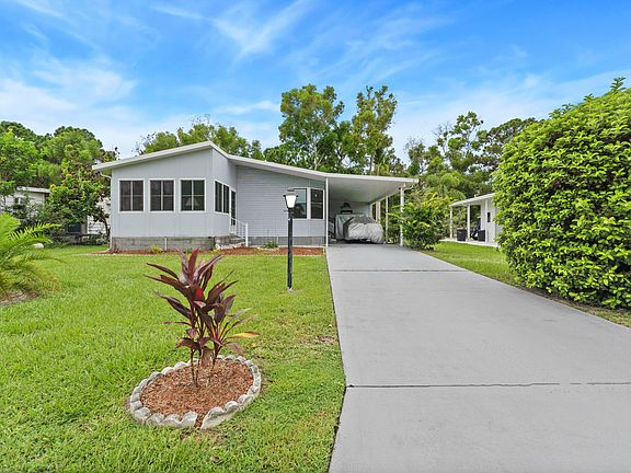 2nd image of 3179 Columbrina Circle