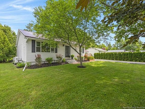 4th image of 7 Birchwood Ct