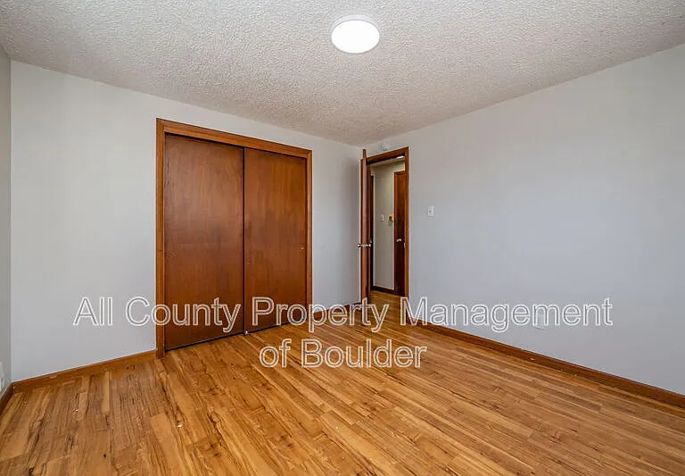1353 Coffman St #12 — Photo 11