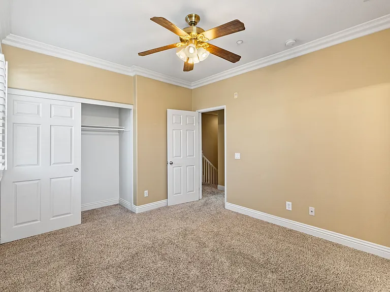 31035 Strawberry Tree Ln — Photo 24