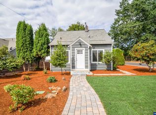 251 NW Douglas St, Dallas, OR