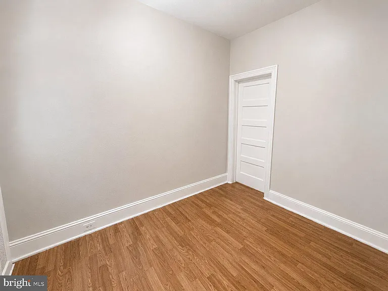 2309 W Firth St — Photo 11