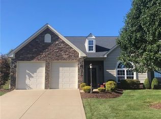 749 Marigold Ct, Bridgeville, PA 15017
