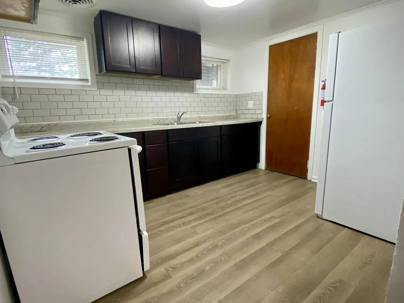 1113 West Hill Street - Apt 1 garden unit — Photo 4