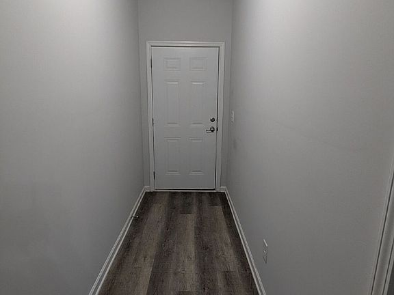 2nd image of 126 Cypress Oak Trl