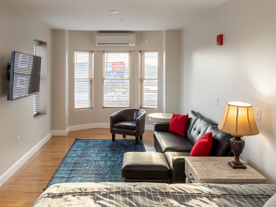 Deluxe Living Space