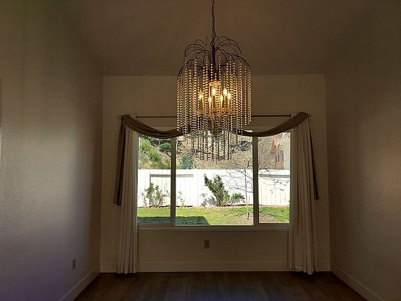4th image of 10684 Bernabe Dr