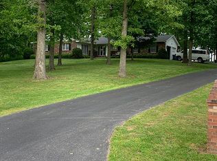 21276 N Dahlgren Rd, Dahlgren, IL 62828