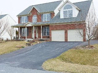 2823 Haddington Ct, Adamstown, MD 21710