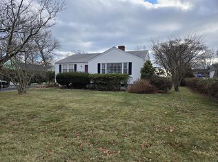 15 Nostrum Rd, Norwalk, CT 06850