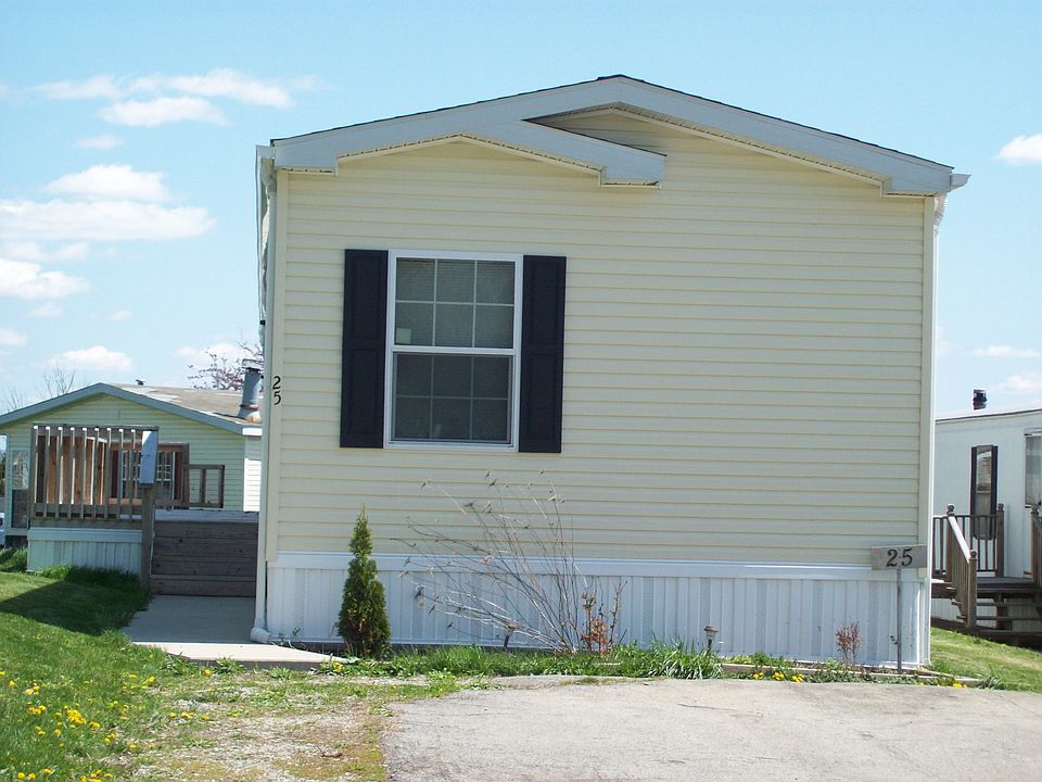 1st image of 25 Nottingham Dr