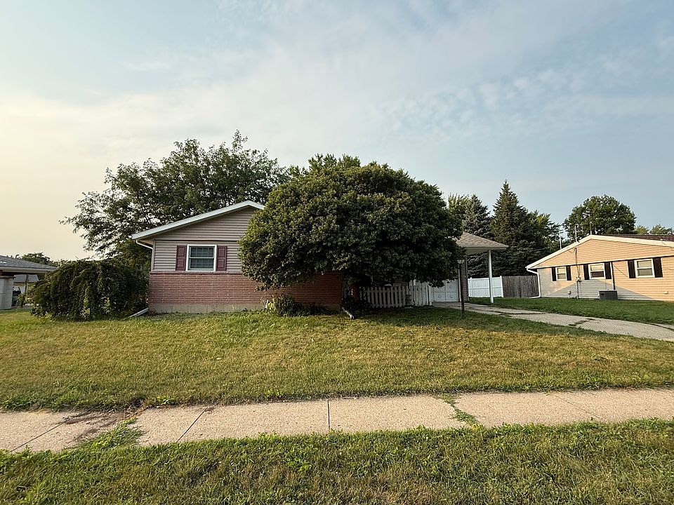 1st image of 1204 E 20th St