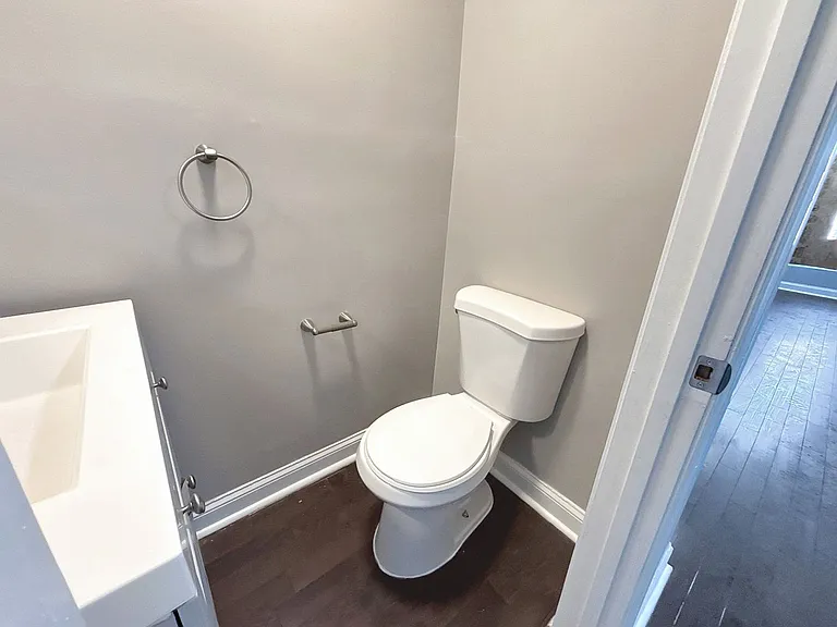 1163 Cleveland St — Photo 11