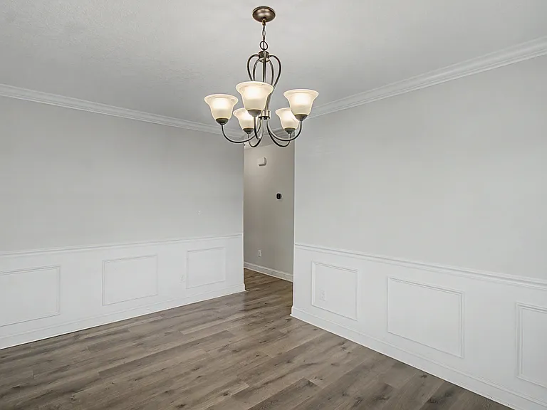 225 Augusta Way — Photo 12